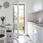 Apartment Lora